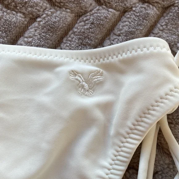 NWOT - American Eagle bikini bottoms. Size Medium. - Picture 4 of 9